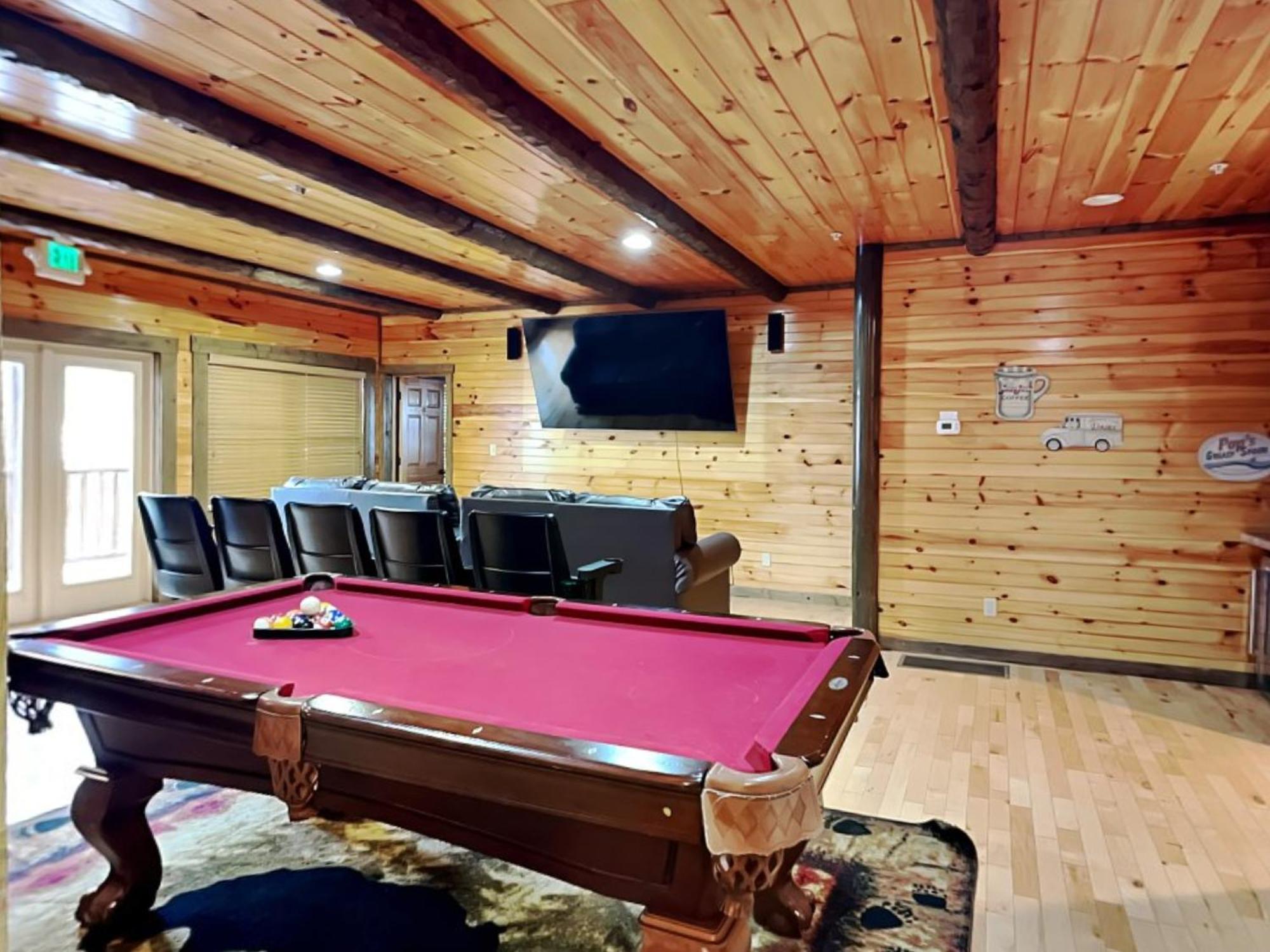 Pine Tree Lodge 蓋特林堡 外观 照片